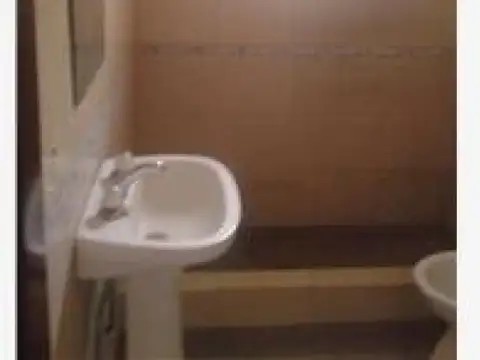 Casa en Venta con 5 cocheras