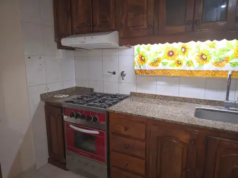 Depto Tipo Casa 3 ambientes con 1 baño