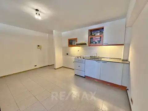 Venta departamento monoamb Zona Universidad Morón