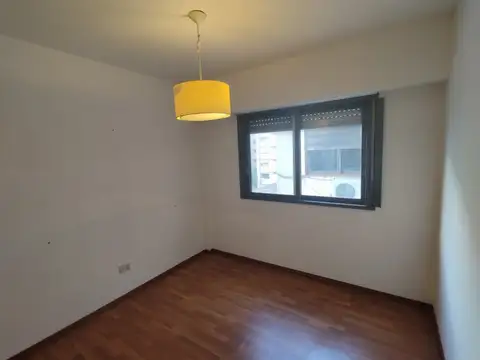 ALQUILER DEPARTAMENTO DE 2 AMBIENTES EN AVELLANEDA CENTRO