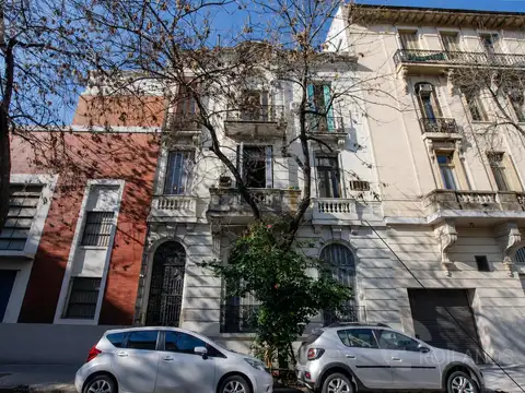 Depto Tipo Casa en Venta de 5 dormitorios