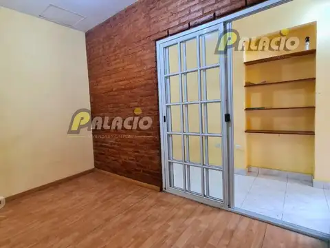 Depto Tipo Casa en Alquiler en San Andres, $ 550.000