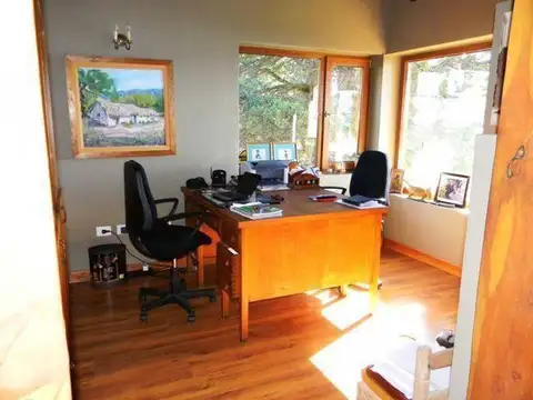 Excelente Casa Barrio Antuhue 3 dorm vista a 5´Bariloche