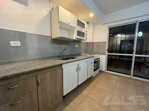 Departamento en Alquiler en Castelar Sur, $ 750.000