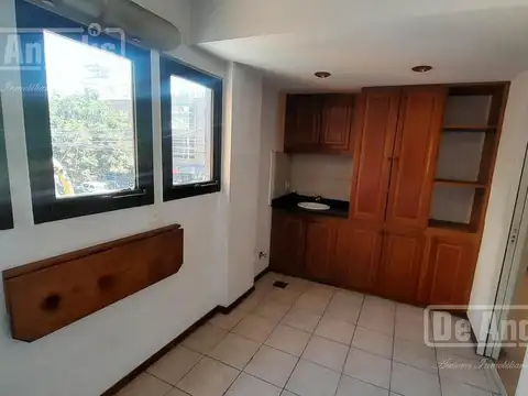 Oficina en Venta en Moron Sur, USD 68.000