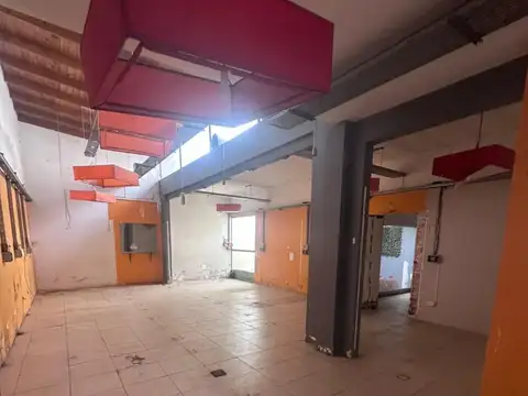Oficina en Alquiler 20 años