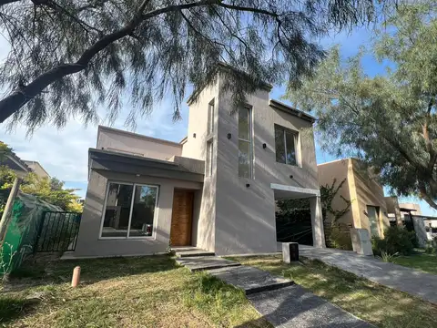 Jose M Zapiola, Barrio Lar de Drummond, Lujan de Cuyo