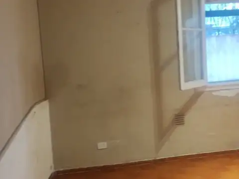 Departamento en Alquiler en Flores, $ 400.000