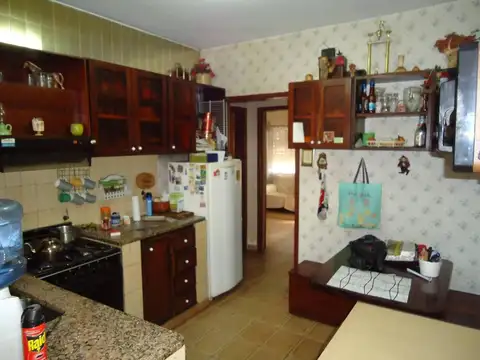 Casa en Venta en Adrogue, USD 170.000