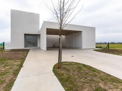 EXCELENTE PROPIEDAD A ESTRENAR FUNES