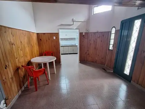 Depto Tipo Casa 3 ambientes con 1 baño