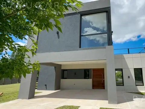 Alquiler - Casa Estilo Minimalista en Lagoon Pilar