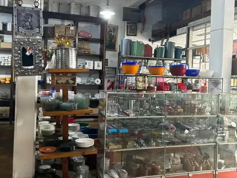 LOCAL COMERCIAL EN PLENO CENTRO DE CORDOBA 550 M2