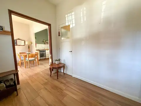 Casa 2 ambientes con 1 baño