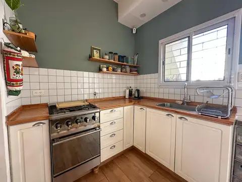 Venta Casa Lote propio 3 ambientes con terraza Olivos