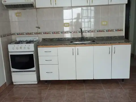 Depto Tipo Casa 2 ambientes con 1 baño