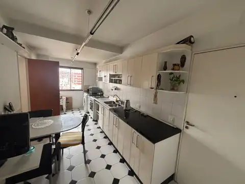 Departamento en Alquiler con 1 cocheras