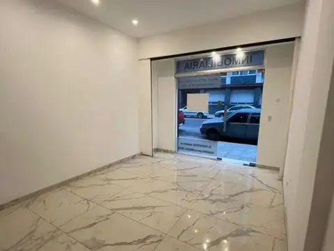 Local en Alquiler en Plaza Colon, $ 1.200.000