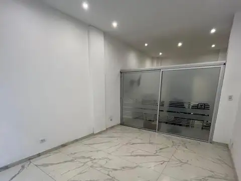 ALQUILER COMERCIAL 3 AMBIENTES