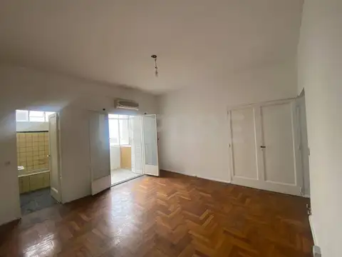 Departamento en Alquiler 50 años