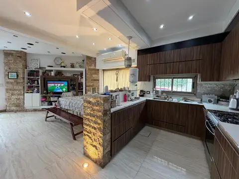 VENTA PH 3 AMB C/ PLAYROOM PARRILLA-JOSÉ C. PAZ