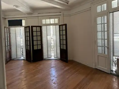 SEMIPISO 4 AMBIENTES EN MONSERRAT | APTO CREDITO Y PROF