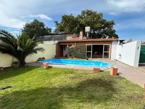 Depto Tipo Casa en Alquiler de 3 ambientes