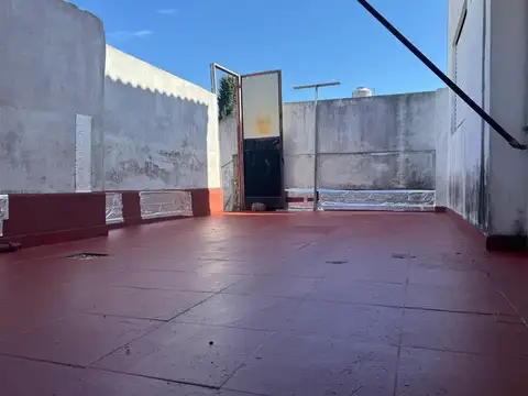 Casa en Alquiler con 1 cochera