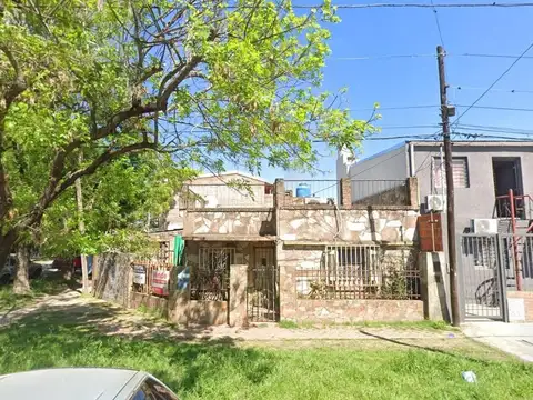 VENTA/PERMUTA - Casa a reciclar (159m2) en Fisherton, Rosario