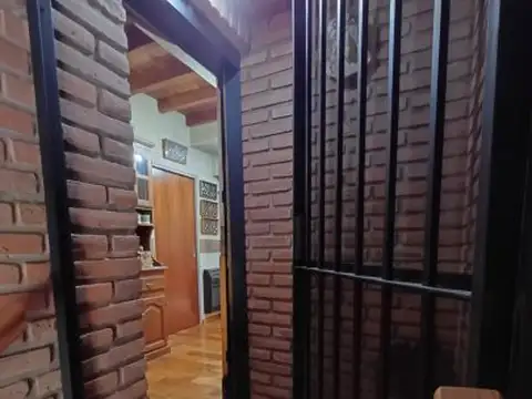 Depto Tipo Casa en Venta de 4 ambientes