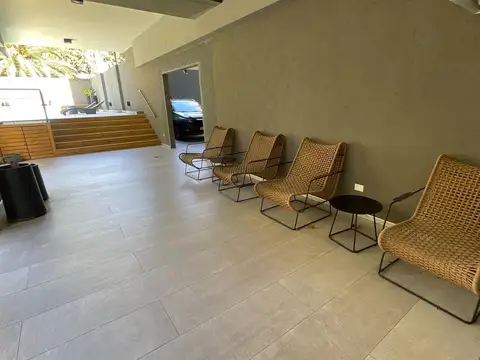 VENTA DÚPLEX 4 AMBIENTES EN OLIVOS