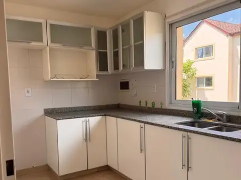 Departamento en Alquiler de 3 ambientes