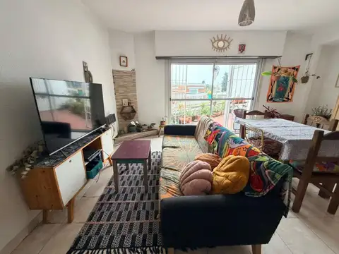 Depto Tipo Casa 3 ambientes con 1 baño