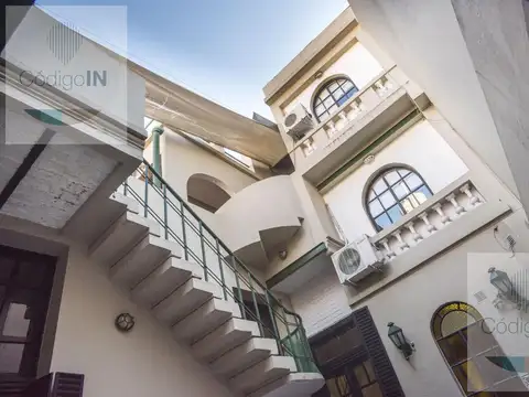 Depto Tipo Casa 5 ambientes con 2 baños