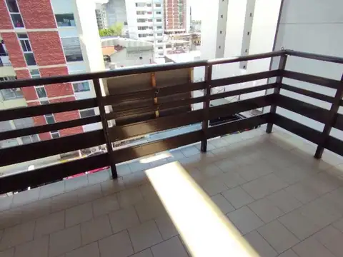 Departamento en Alquiler en Quilmes, $ 990.000