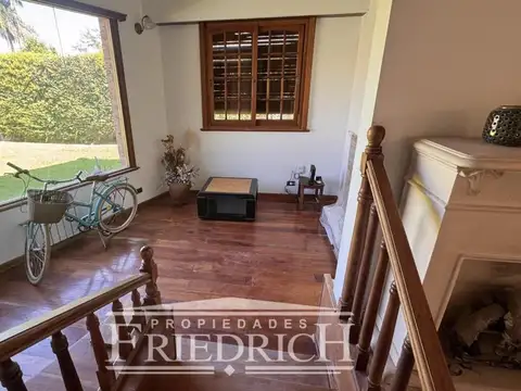 Casa en Venta con 7 cocheras