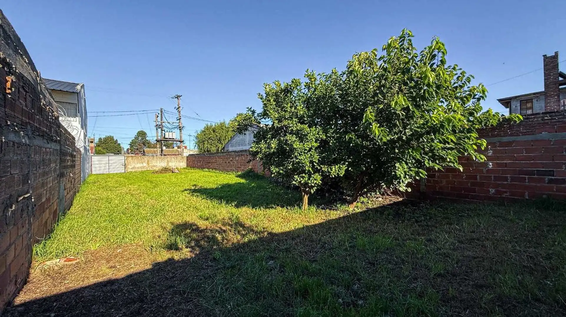 VENTA Lote de 333 M2 en barrio Gral. San Martín