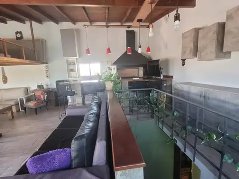 VENTA PERMUTA CASA PH DEPARTAMENTO 4 AMBIENTES GERLI  LANUS PIÑEYRO