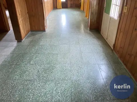 Casa 5 ambientes con 1 baño