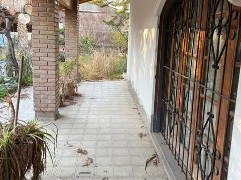 Casa 3 ambientes con 2 baños