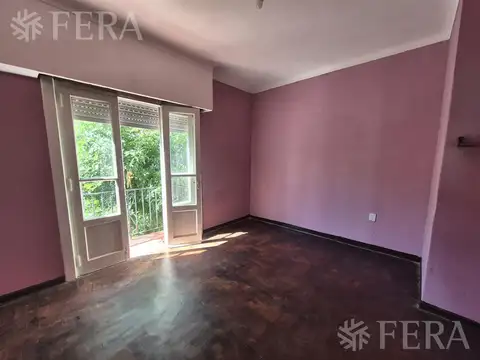 Venta PH 3 ambientes con patio en Avellaneda