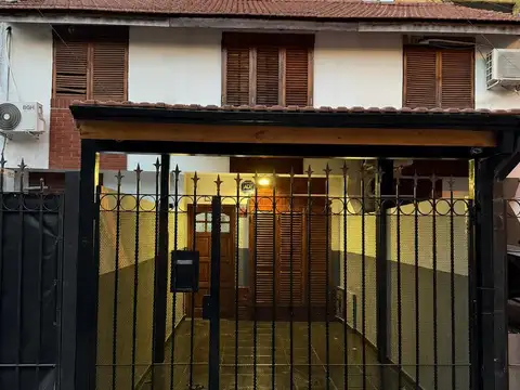 Casa en Venta - 2 Dormitorios 1 Baño - 80mts - La Matanza