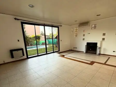 Casa 5 ambientes con 5 baños