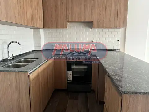 Departamento 3 ambientes con 2 baños
