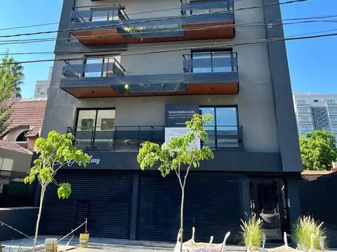 VENTA! COCHERA CUBIERTA