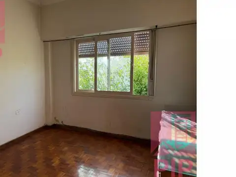 Depto Tipo Casa en Venta en El Palomar, USD 95.000