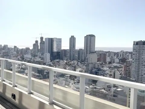 Exclusivo penthouse en Piso 24  en Torre Mirabilia Belgrano con Vista al Rio