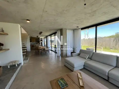 En venta casa en Jose Ignacio de 3 dormitorios.