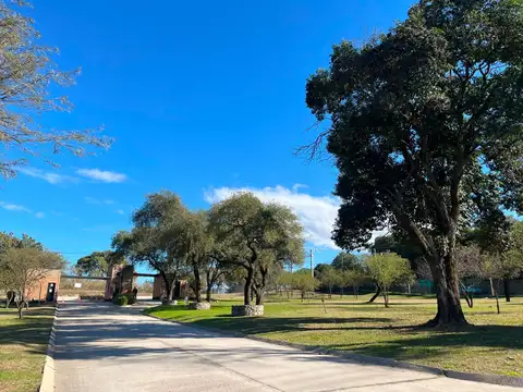 Terreno en Venta en Unquillo, Colón