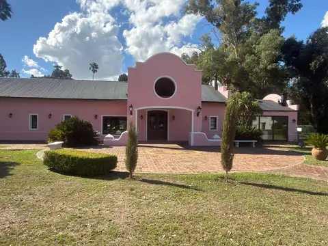 Caceres  al 6500